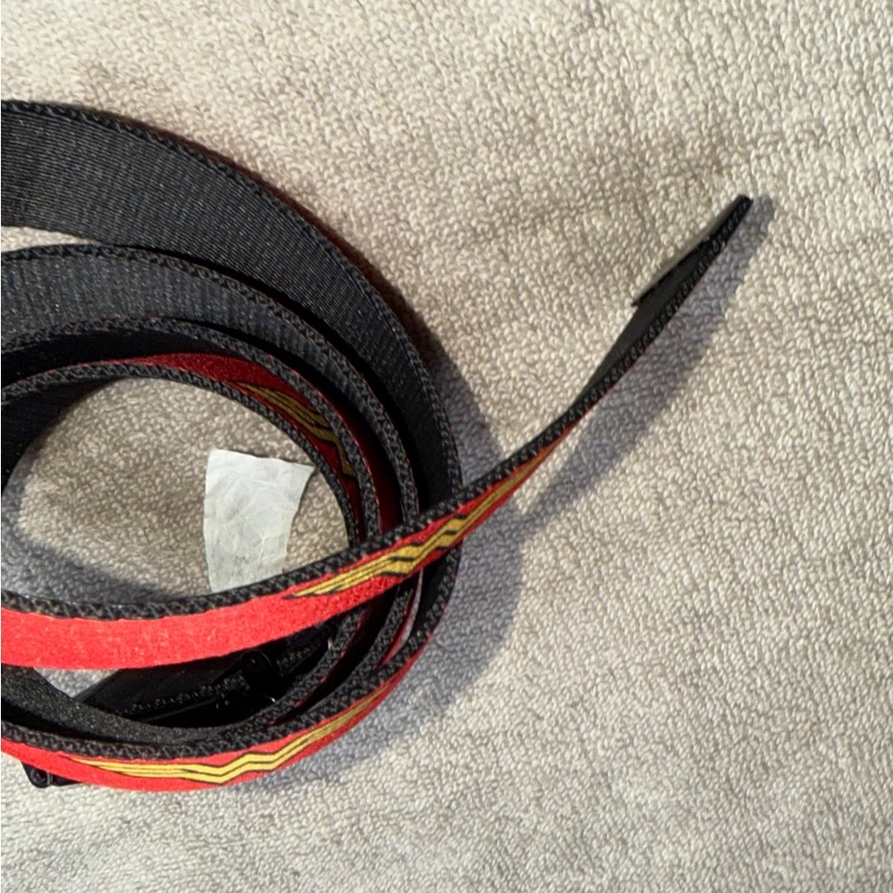Buckle-Down Red Wonder Woman Belt - Picture 4 of 5